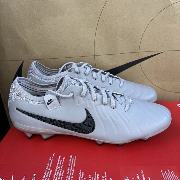 NEW Nike Tiempo Legend 10 Elite FG Atmosphere FQ3250-001 Men Sz 6, Women 7.5 main image 7